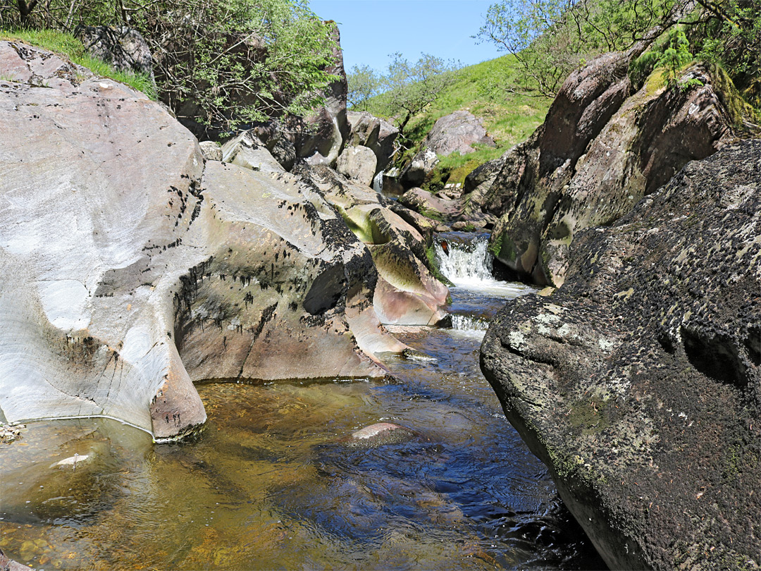 Sculpted rocks