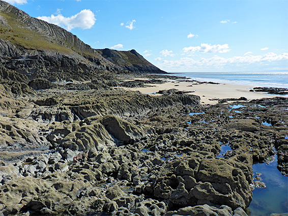 Rocks east of Shire Combe